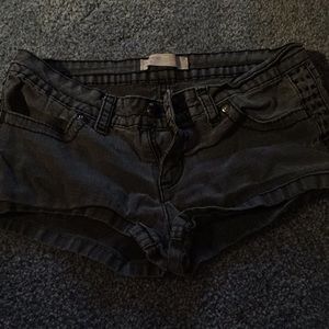 Black shorts 😍😍